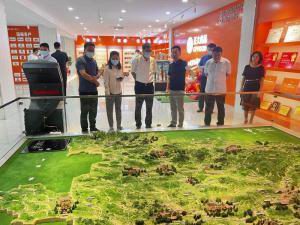 洛陽(yáng)市市委常委、宣傳部長(zhǎng)王飛蒞臨洛陽(yáng)正大調(diào)研